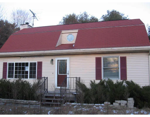 Unit for sale at 10 Oak Street, Oxford, MA 01540