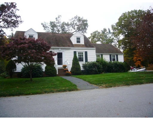 Unit for sale at 28 Walnut Rd, Chelmsford, MA 01824