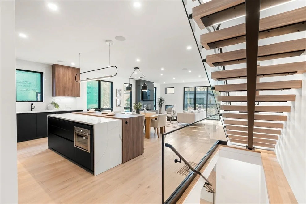 Unit for sale at 19 Cottage Park, Cambridge, MA 02140