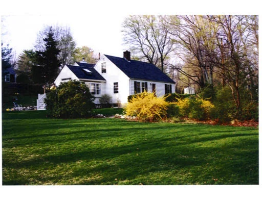 Unit for sale at 26 Smith, Hingham, MA 02043
