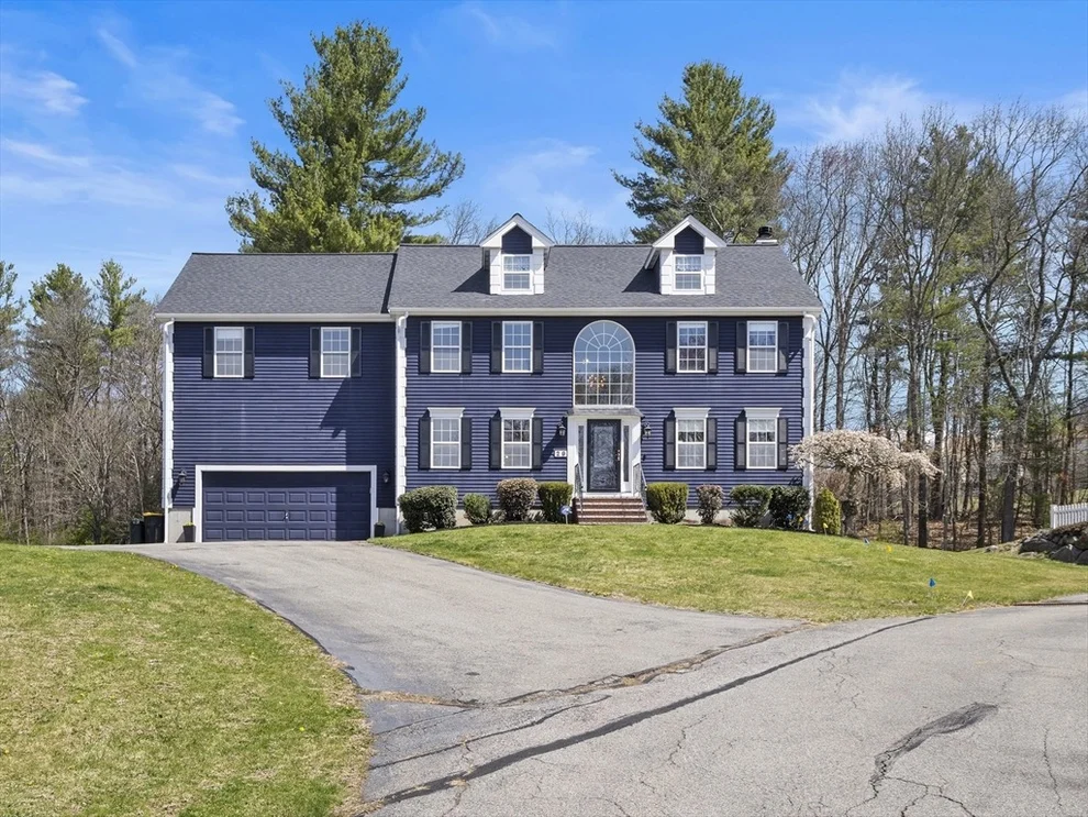 Unit for sale at 29 April Ln, Westford, MA 01886