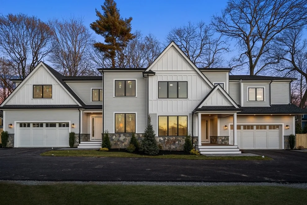 Unit for sale at 1058 Beacon Street, Newton, MA 02459