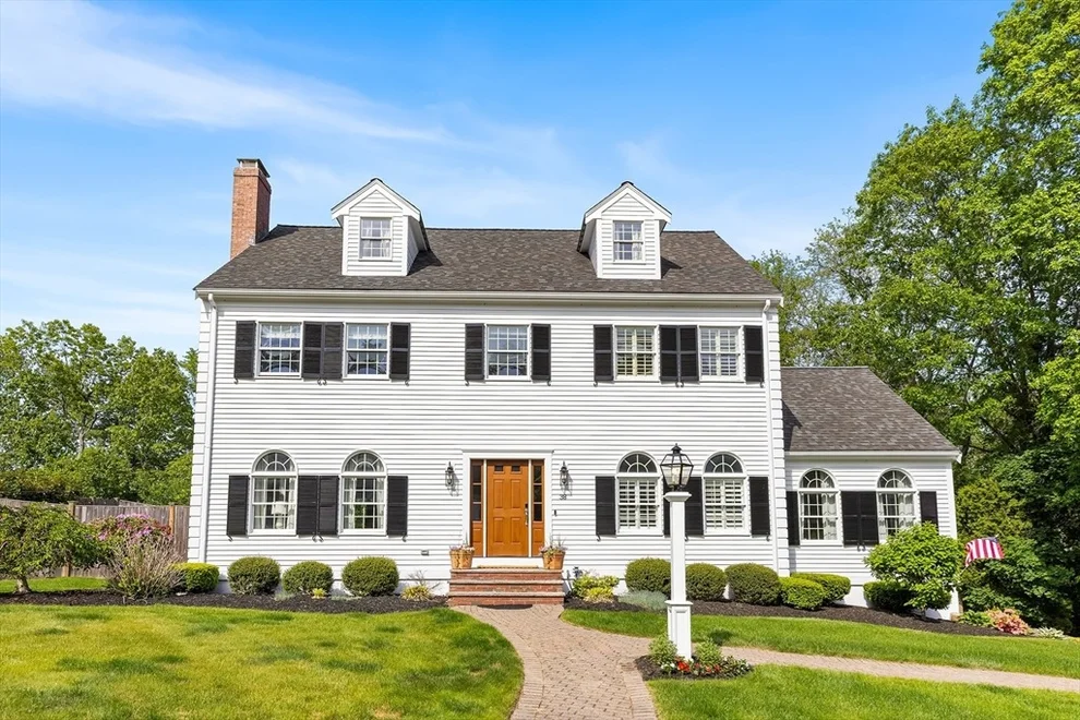 Unit for sale at 38 Thoreau Cir, Beverly, MA 01915