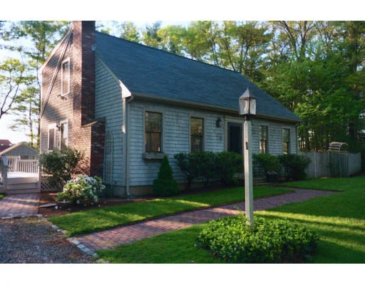 Unit for sale at 7 Copper Beech Drive, Kingston, MA 02364