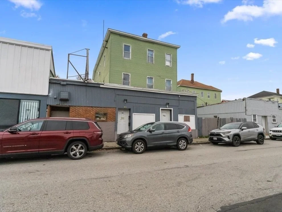 Unit for sale at 120 Grand St, Worcester, MA 01603