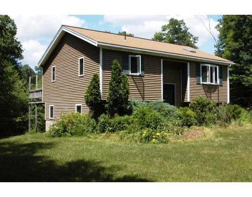 Unit for sale at 112 Wales Road, Holland, MA 01521