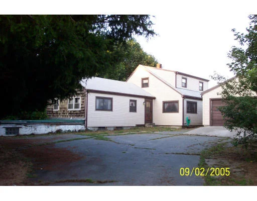 Unit for sale at 2 Meadow Lane, Fairhaven, MA 02719