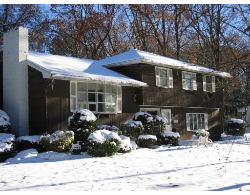 Unit for sale at 2 Abbott Lane, Chelmsford, MA 01824