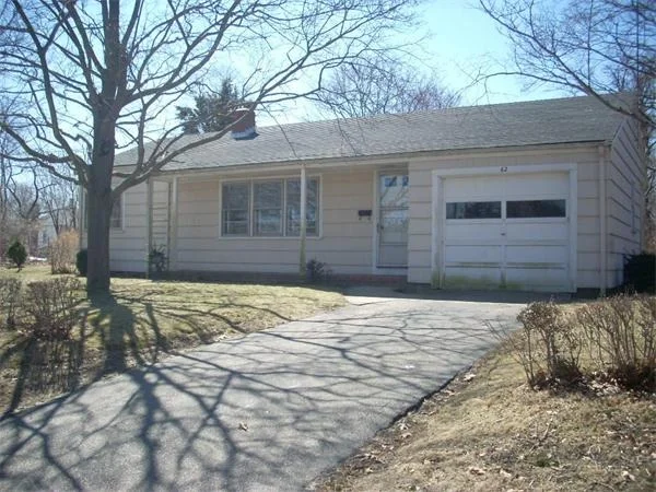 Unit for sale at 62 Westerly Rd, Plymouth, MA 02360