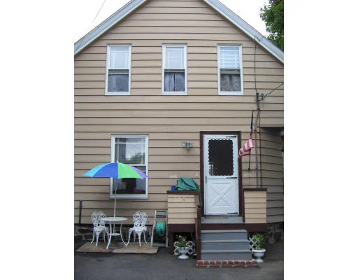 Unit for sale at 103 Grant St, Lynn, MA 01902