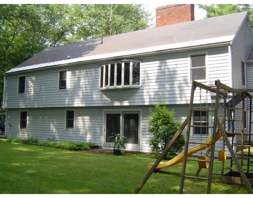 Unit for sale at 8 Olde Lantern Road, Acton, MA 01720