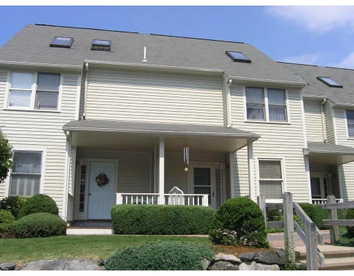 Unit for sale at 74 Hammond Place, Woburn, MA 01801
