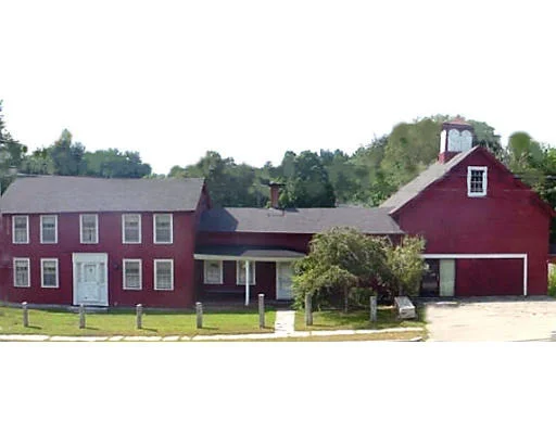 Unit for sale at 11 Pleasant St, Dunstable, MA 01827