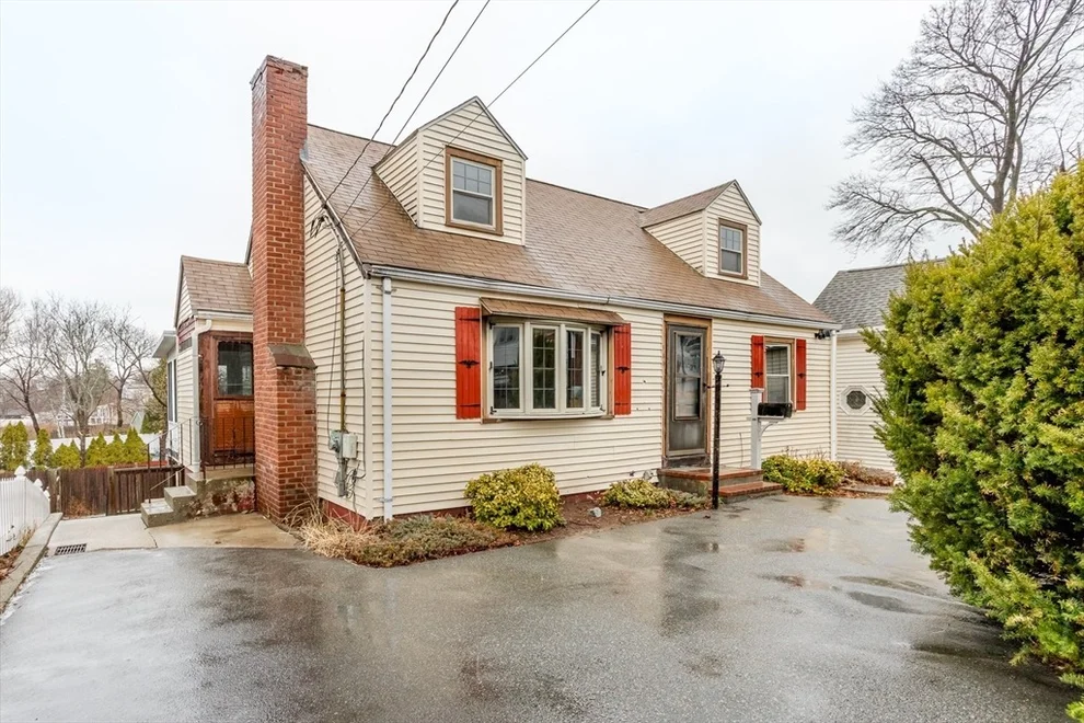 Unit for sale at 154 Spring St, Quincy, MA 02169