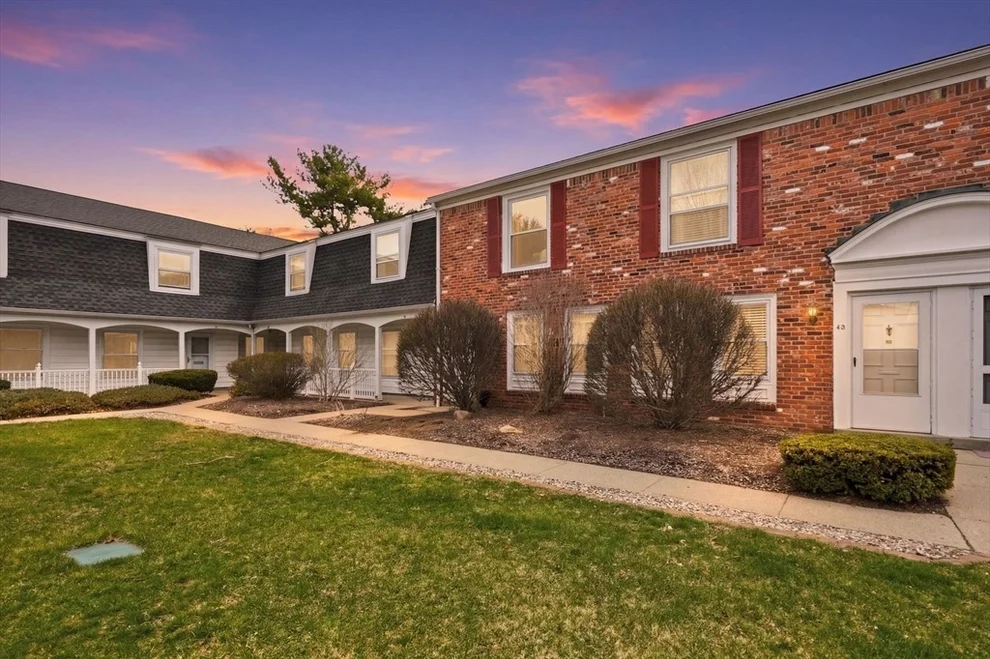 Unit for sale at 41 Jamestown Dr, Springfield, MA 01108