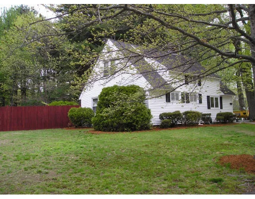 Unit for sale at 2 Vernon Rd, Natick, MA 01760