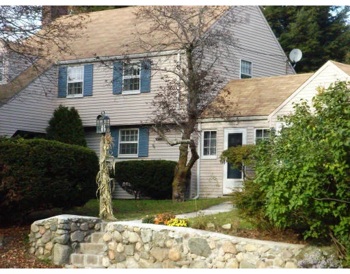 Unit for sale at 118 Summer Street, Lynnfield, MA 01940