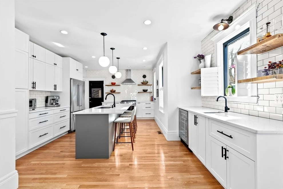 Unit for sale at 126 Lincoln Street, Newton, MA 02461