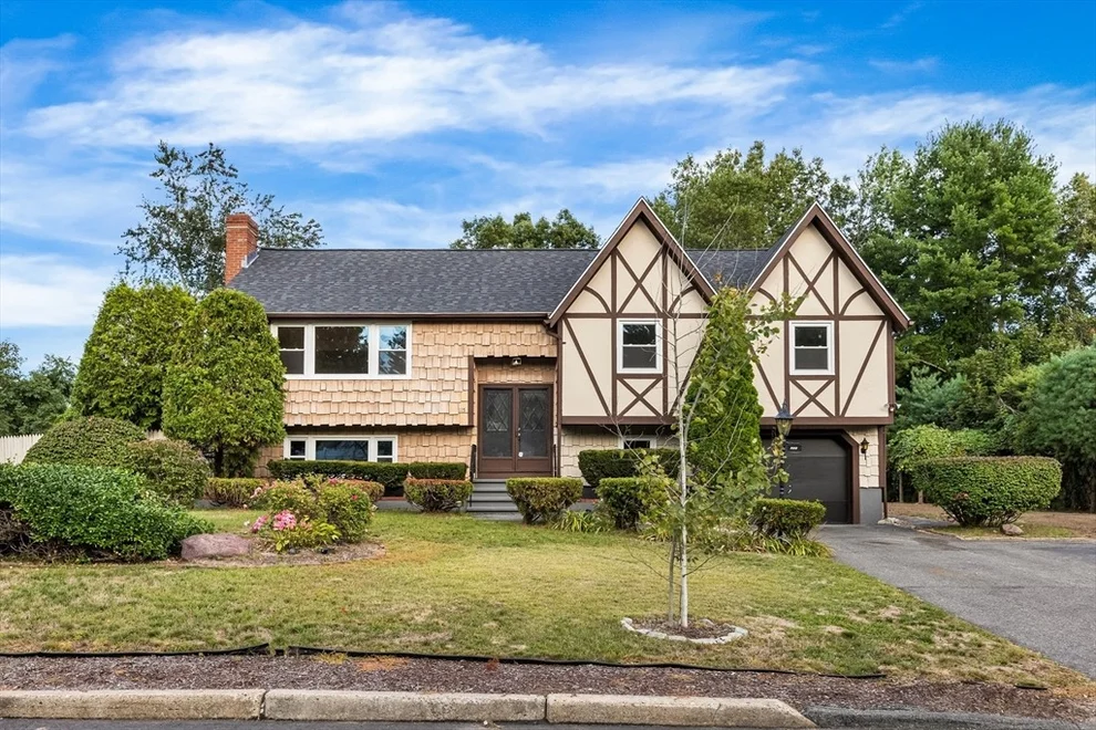 Unit for sale at 115 Joanne Rd, Stoughton, MA 02072