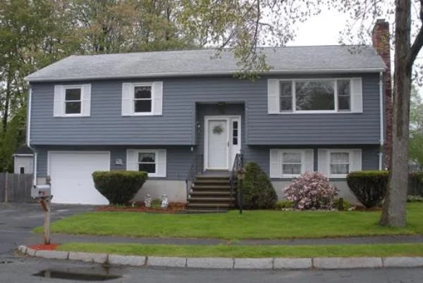 Unit for sale at 125 Hanscom Ave, Reading, MA 01867