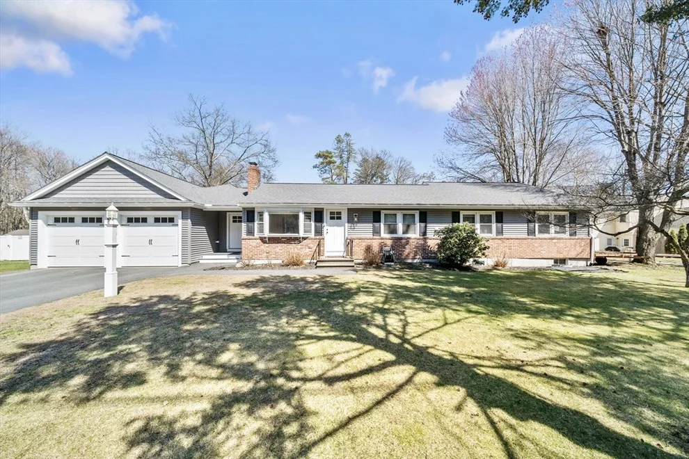 Unit for sale at 178 Woburn St, Wilmington, MA 01887