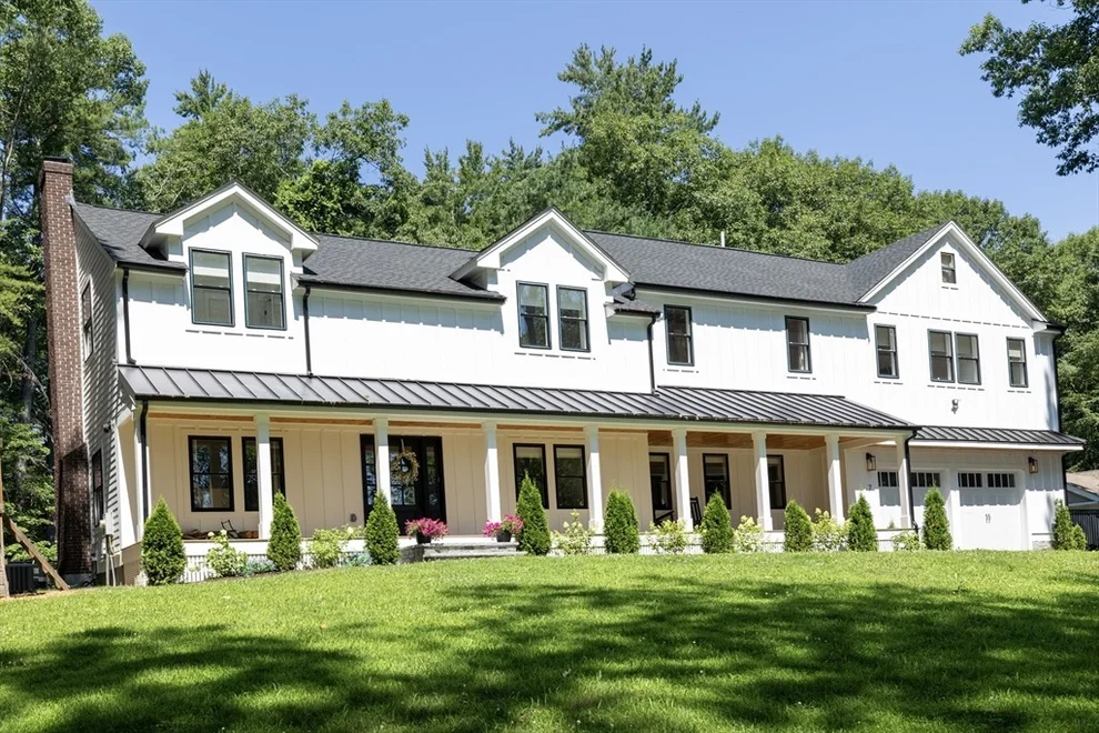 Unit for sale at 7 Circle Drive, Dover, MA 02030