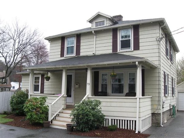 Unit for sale at 73 Oak St, Wakefield, MA 01880