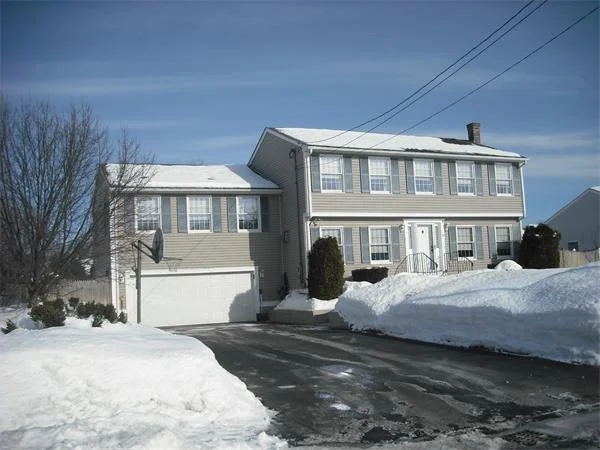 Unit for sale at 35 Elmwood Ave, Salem, NH 03079