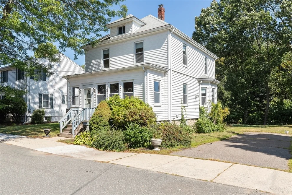 Unit for sale at 1 Winnegance Avenue, Peabody, MA 01960