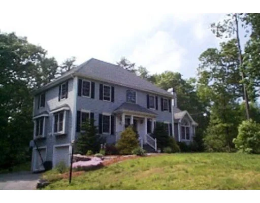 Unit for sale at 20 Wood St, Southborough, MA 01772