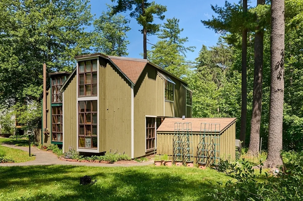 Unit for sale at 83 Crossbrook Avenue, Amherst, MA 01002