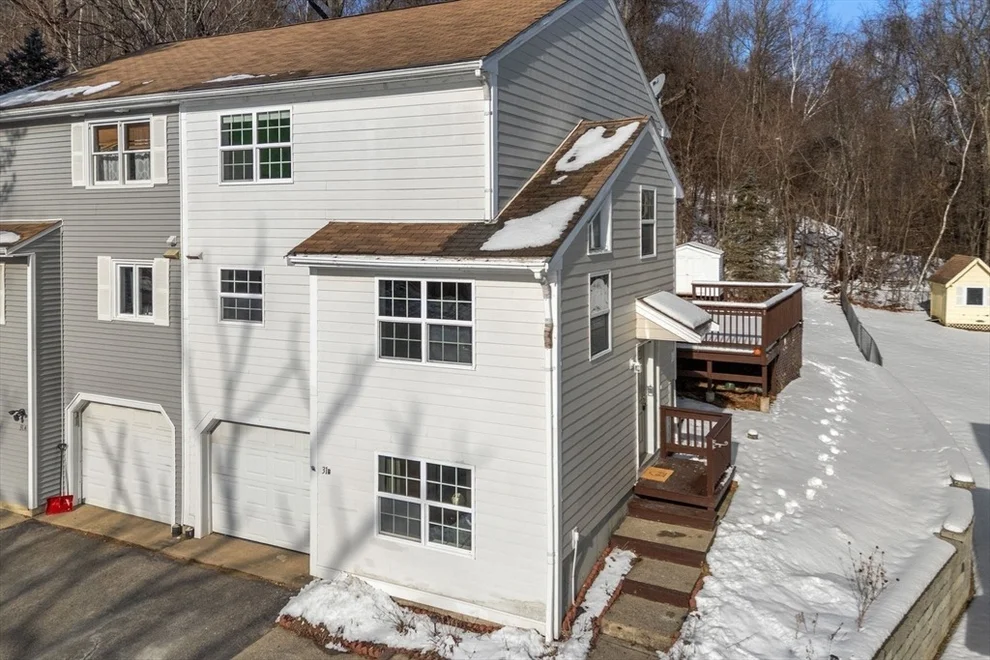 Unit for sale at 31B Gates Rd, Worcester, MA 01603
