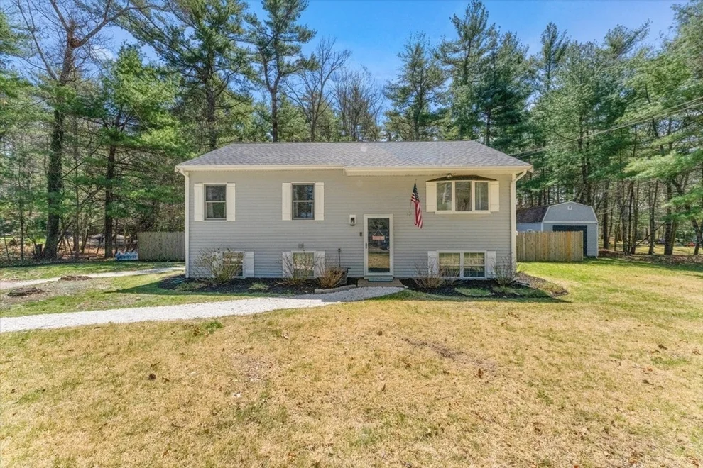 Unit for sale at 49 Oak St, Pembroke, MA 02359