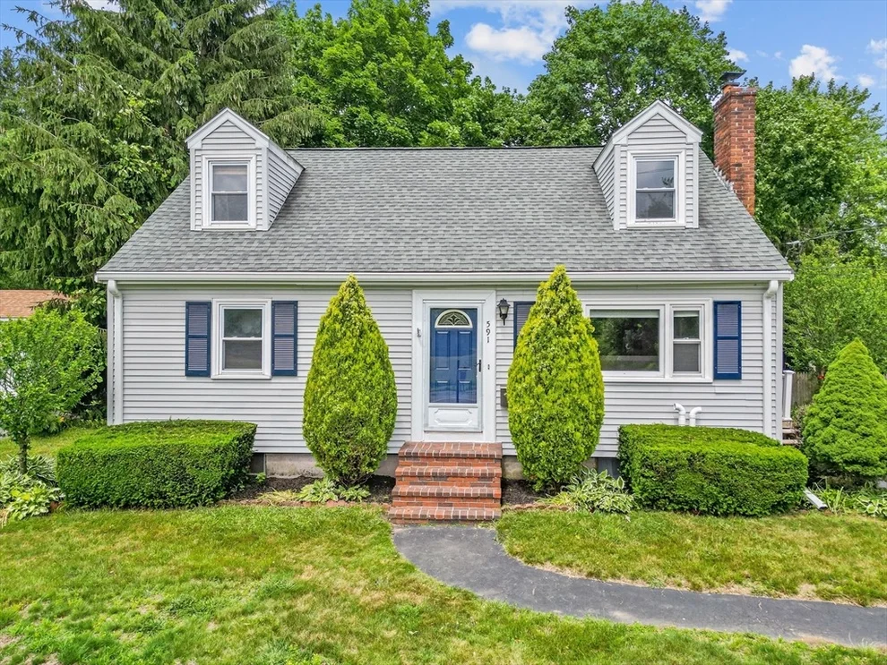 Unit for sale at 591 South St., Bridgewater, MA 02324