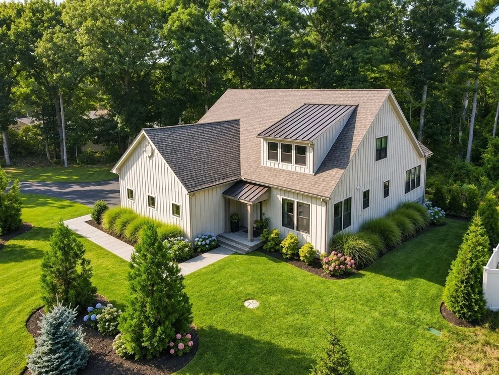 Unit for sale at 23 Kingston St, Kingston, MA 02364