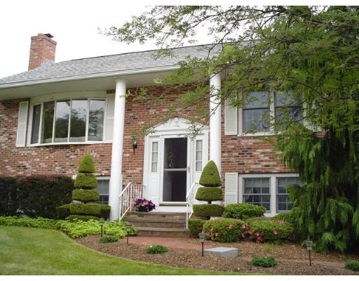 Unit for sale at 146 Essex Heights Drive, Weymouth, MA 02188