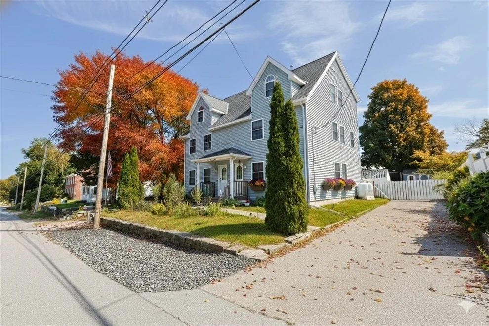 Unit for sale at 8A Whitins Rd, Sutton, MA 01590