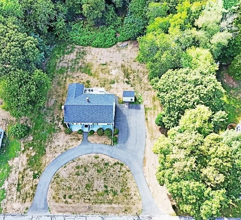 Unit for sale at 6 Weetamoe Dr, Freetown, MA 02702