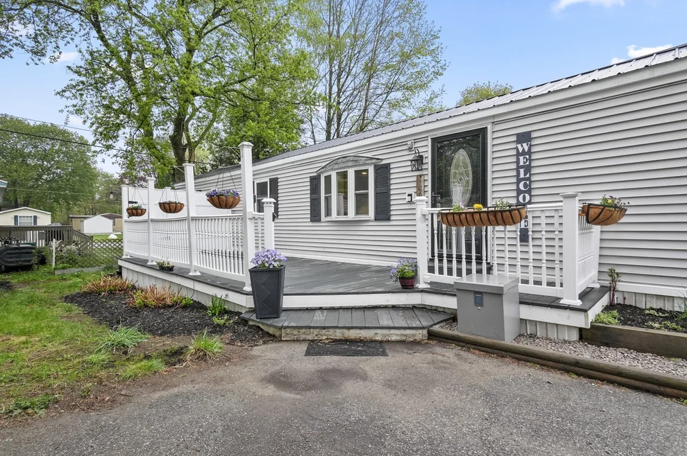 Unit for sale at 18 Maple Street, Pepperell, MA 01463