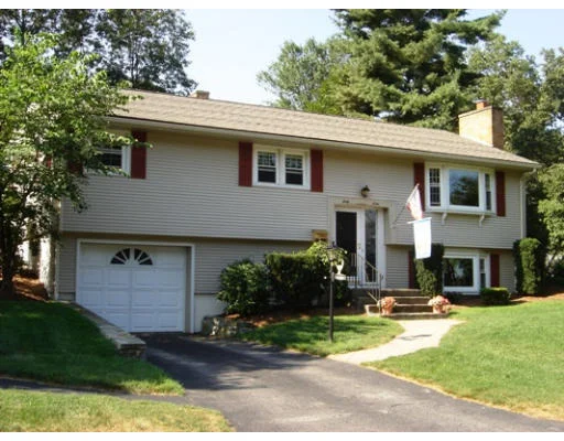 Unit for sale at 69 Sherwood Hill Drive, Holden, MA 01520