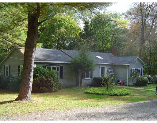Unit for sale at 127 Echo Cove Road, Hamilton, MA 01982
