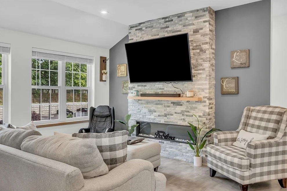 Unit for sale at 2253 Washington St, Canton, MA 02021