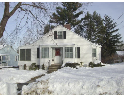 Unit for sale at 7 Glen Ellen Rd, Worcester, MA 01602