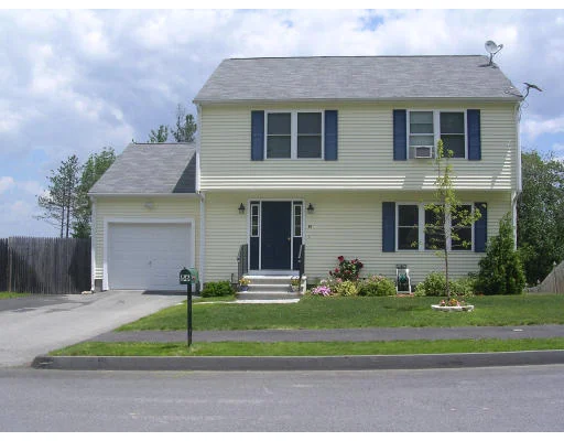 Unit for sale at 56 Cheyenne Road, Worcester, MA 01606