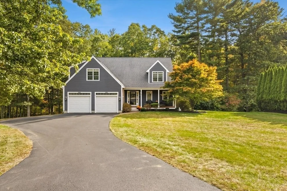 Unit for sale at 100 Litchfield Ln, Hanson, MA 02341