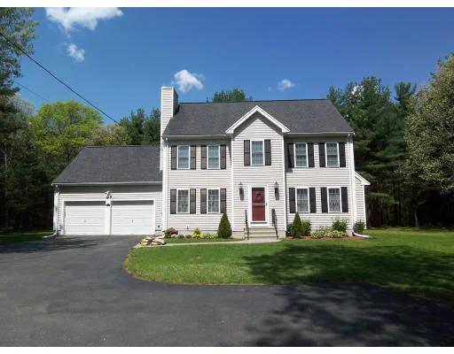 Unit for sale at 97-R Oakland St, Medway, MA 02053