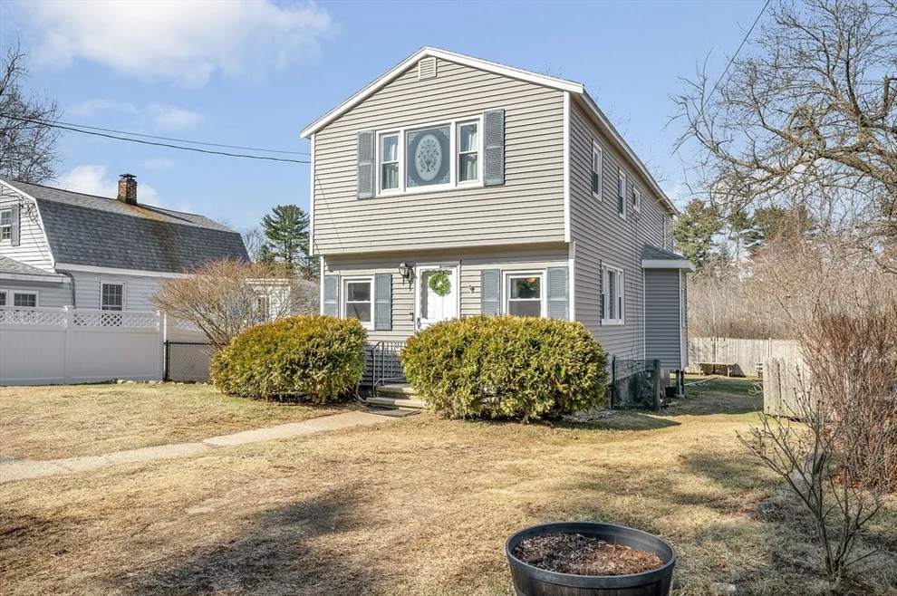 Unit for sale at 151 Grove Ave, Wilmington, MA 01887