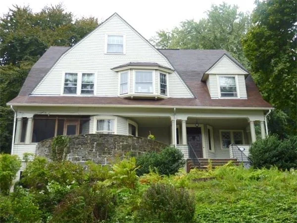 Unit for sale at 172 Mason Terrace, Brookline, MA 02446