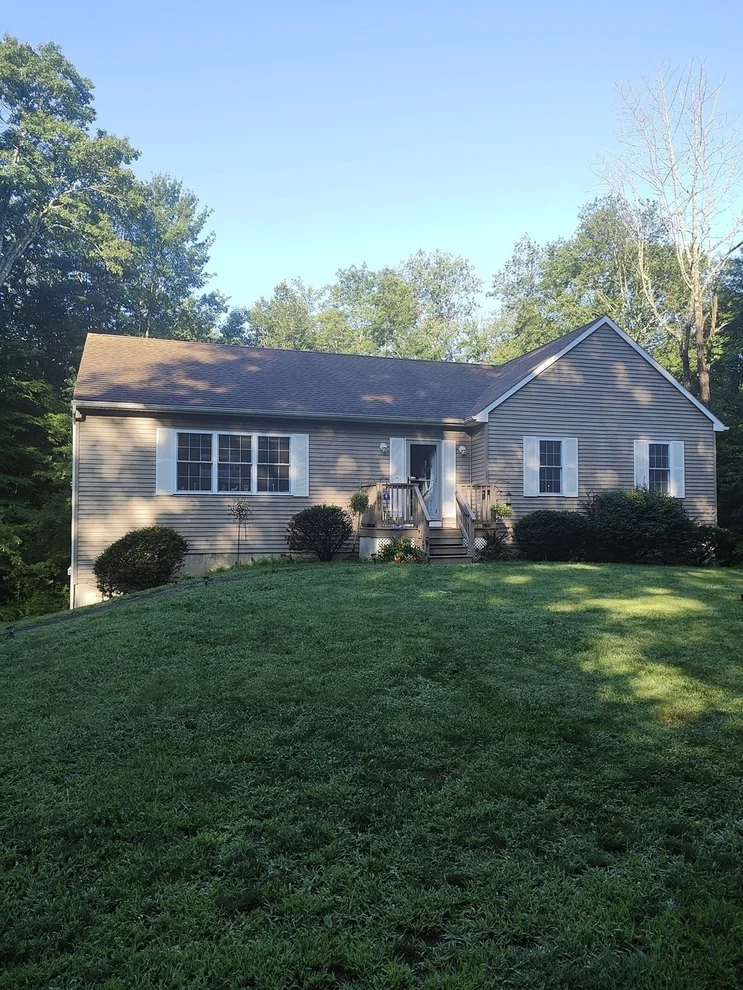 Unit for sale at 299 River St, Leicester, MA 01524