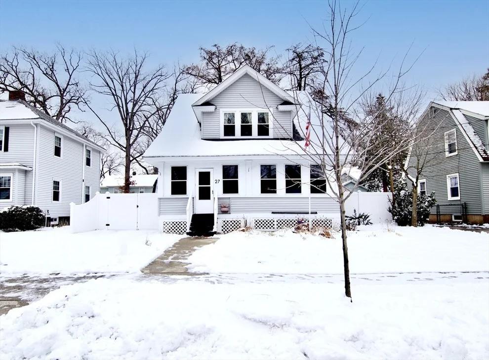 Unit for sale at 27 Rockland St, Springfield, MA 01118